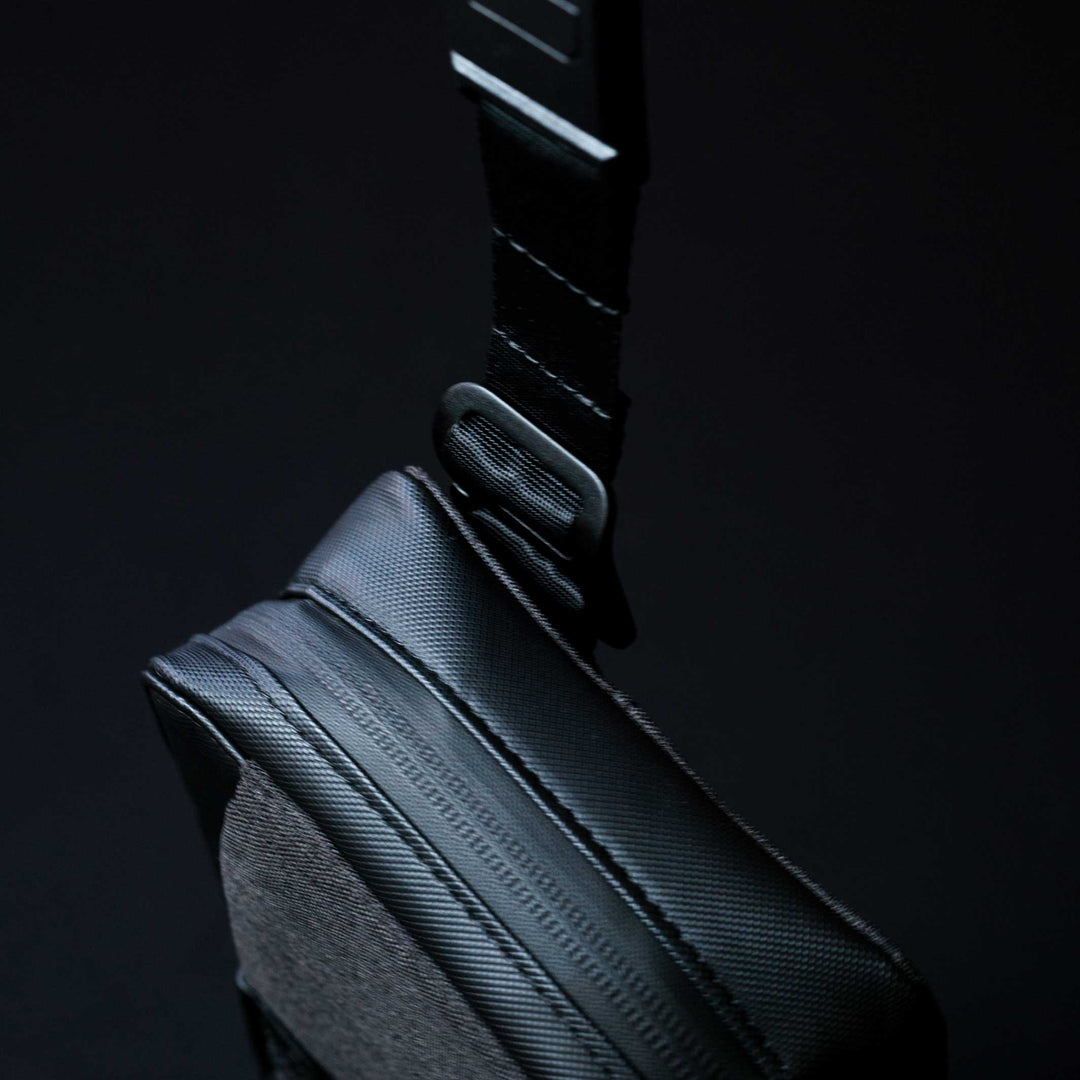 CROSS POUCH - Tech-Organizer-Bag - adjustable belt | beblau