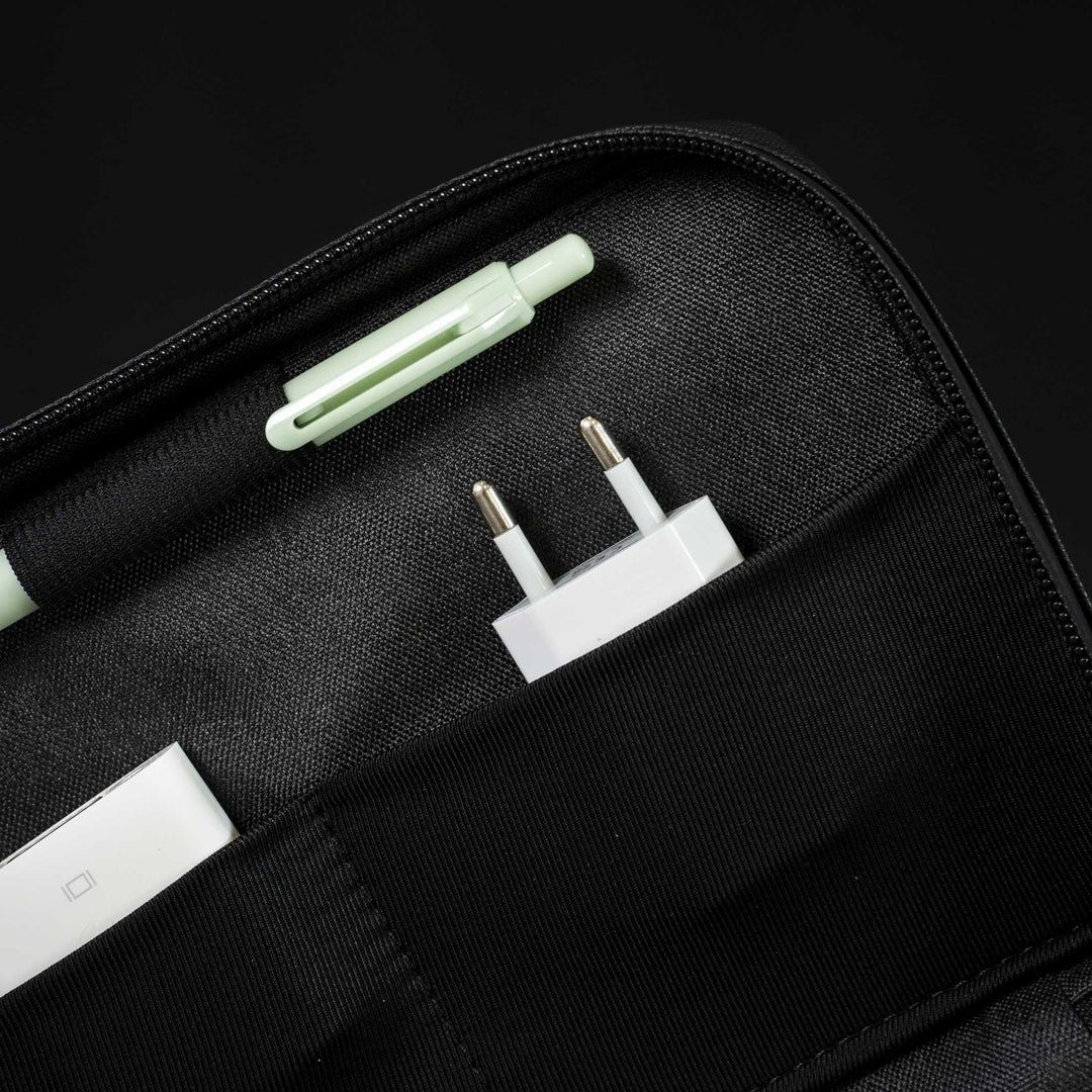 CROSS POUCH - Tech-Organizer-Bag - adjustable belt | beblau