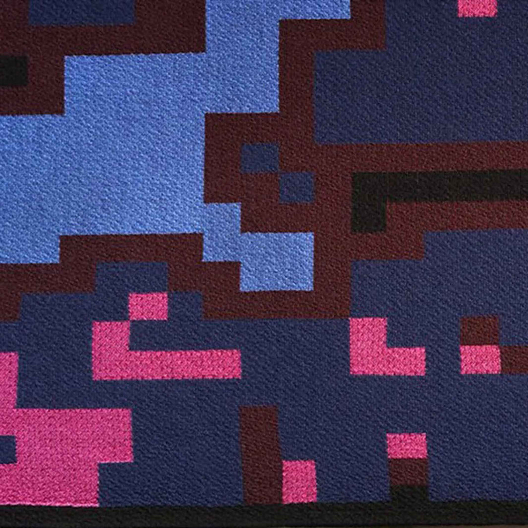 DIGITAL SUNSET | THROW | 185x140 cm | Merino Wool & Silk | Cristian Zuzunaga