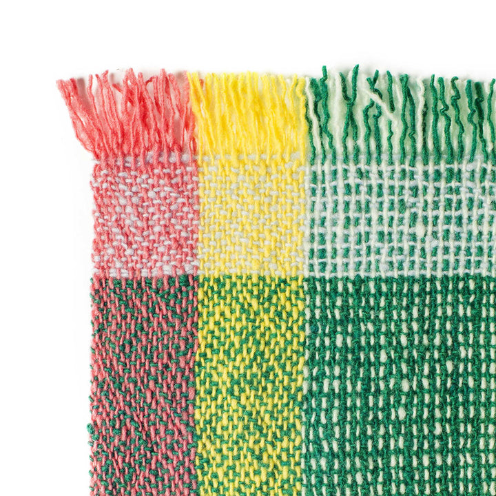 INTEGRATE THROW INTUITION - grüne Tagesdecke - 180x140 cm - 100% Merino Wolle | Cristian Zuzunaga