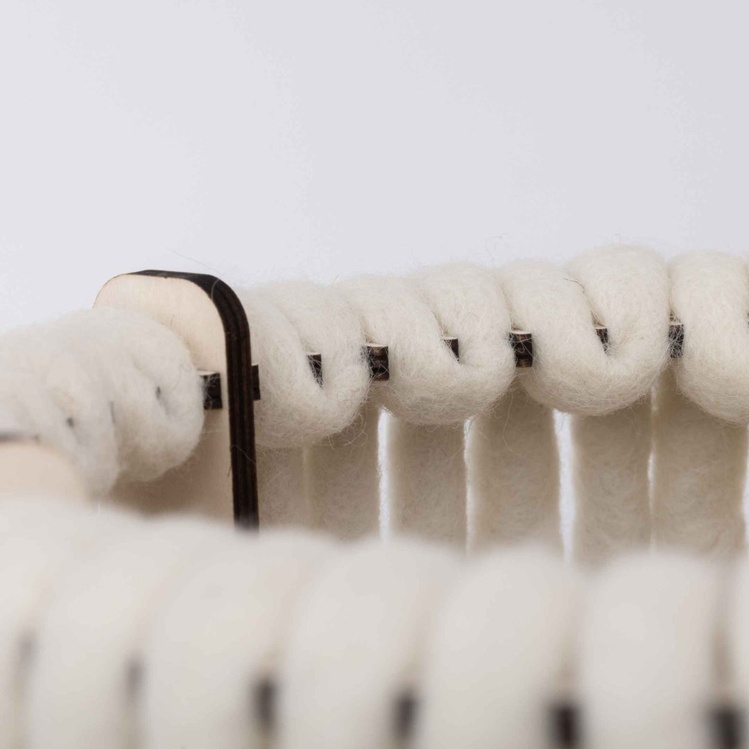 WOOL-ALMUT 6020 - floor light - made of wool & wood - zylinder | ALMUT von Wildheim