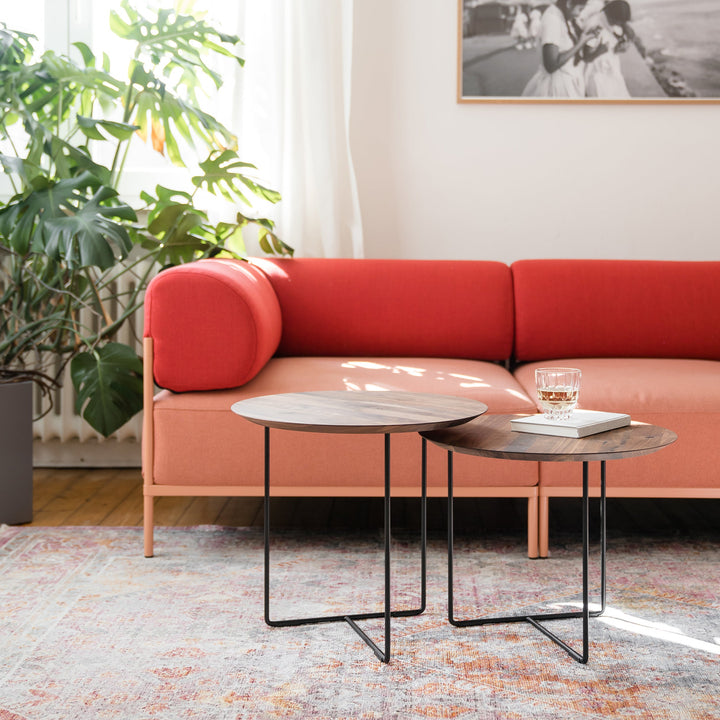 NUSSBAUM 01 - Beistelltisch aus Massivholz | weld & co