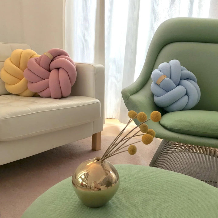 BLOSSOM - knot cushion | adorist.
