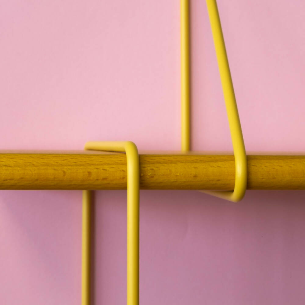 SHRINK - shelving system in bright colors | hausen