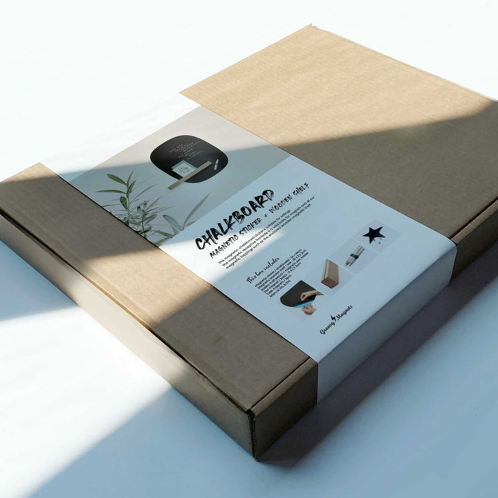 BLACK BOX - Starterkit mit Magnetaufkleber & Wandleiste | Groovy Magnets