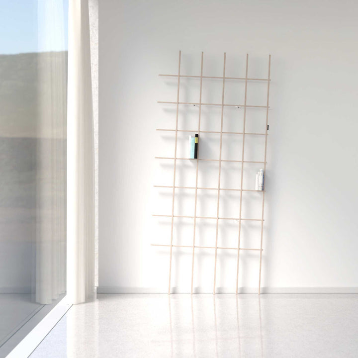 SCHLAGSEITE - bookshelf with inclination | BREUER & BONO