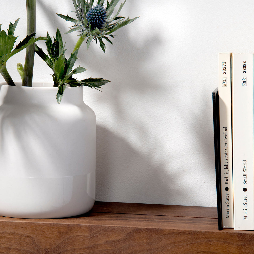 NUSSBAUM 01 - wall shelf made of walnut | weld & co