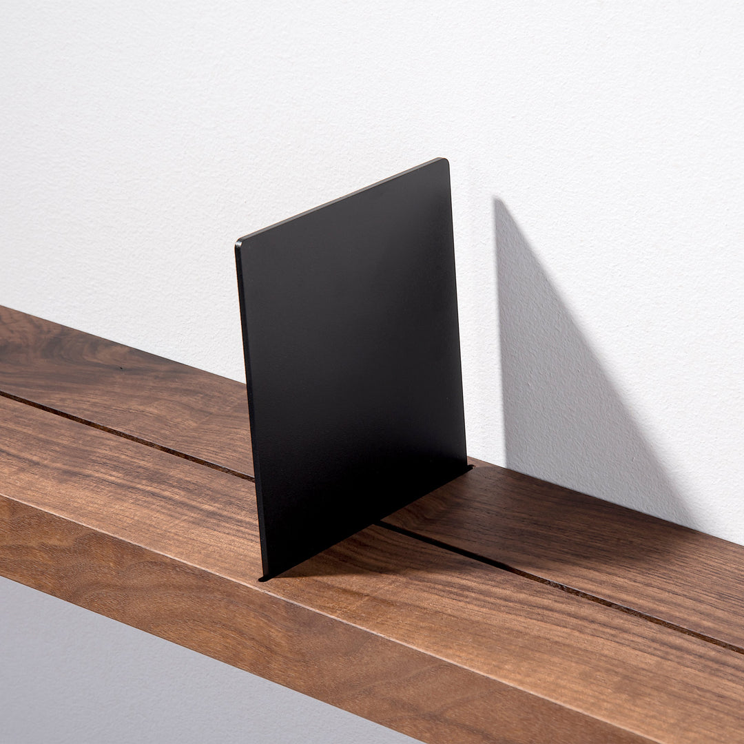 NUSSBAUM 01 - wall shelf made of walnut | weld & co