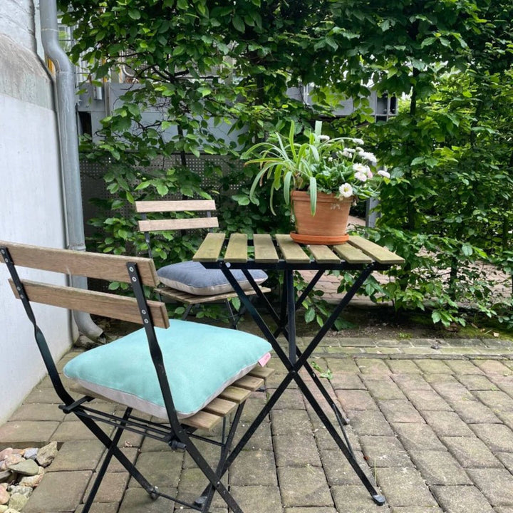 TURQUOISE & CHALK - outdoor cushion - two-colored | hum