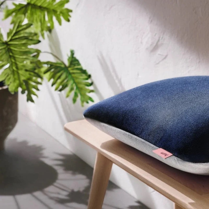 NAVY & CHALK - outdoor cushion - two-colored | hum