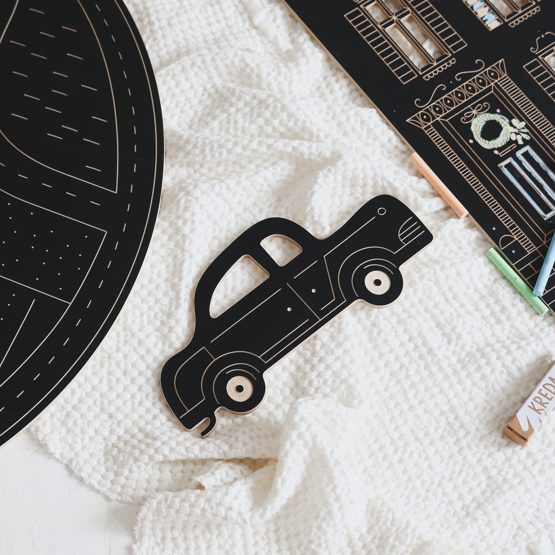 SATURN RETRO CAR - wooden chalkboard - car | milin