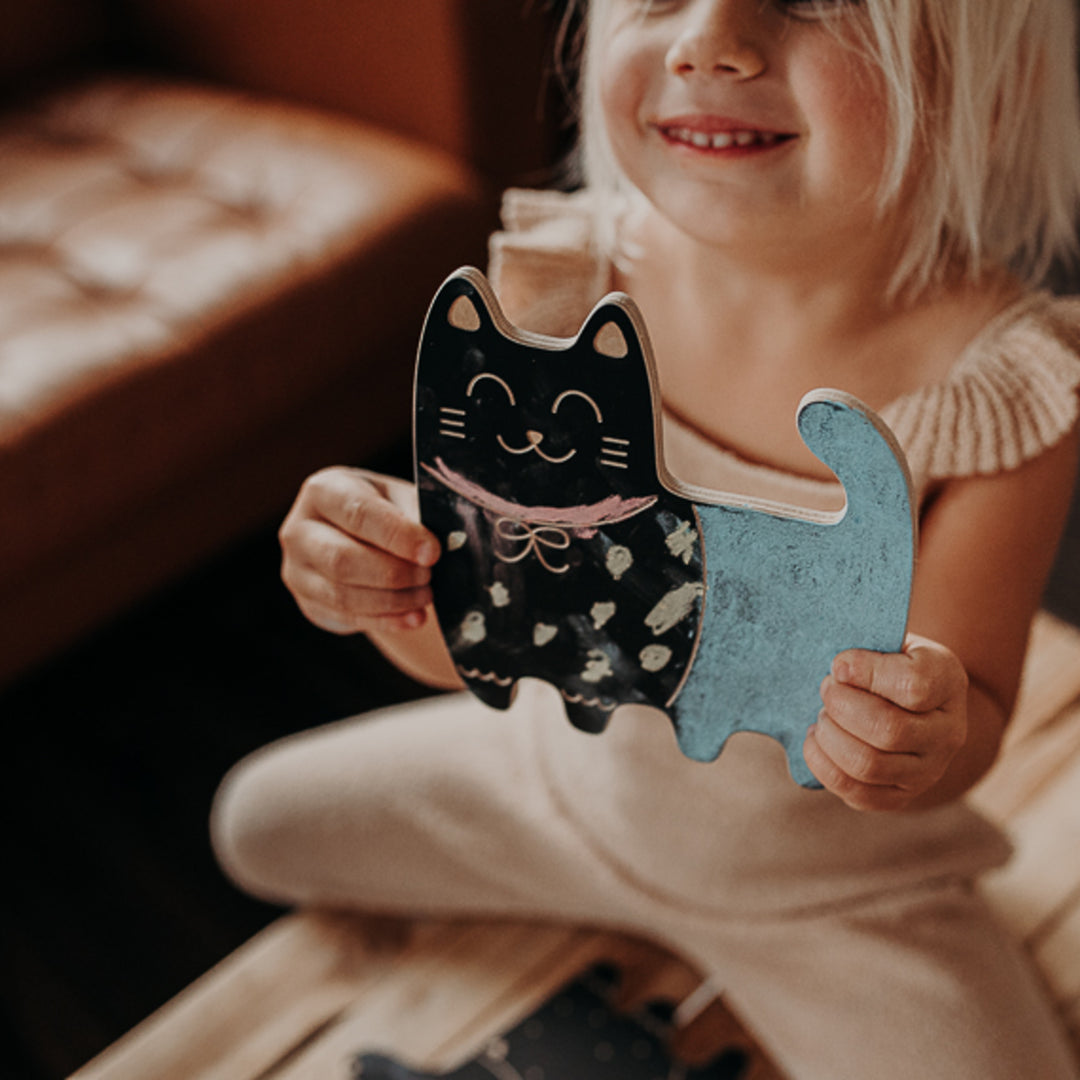 THE CAT - wooden chalkboard | milin