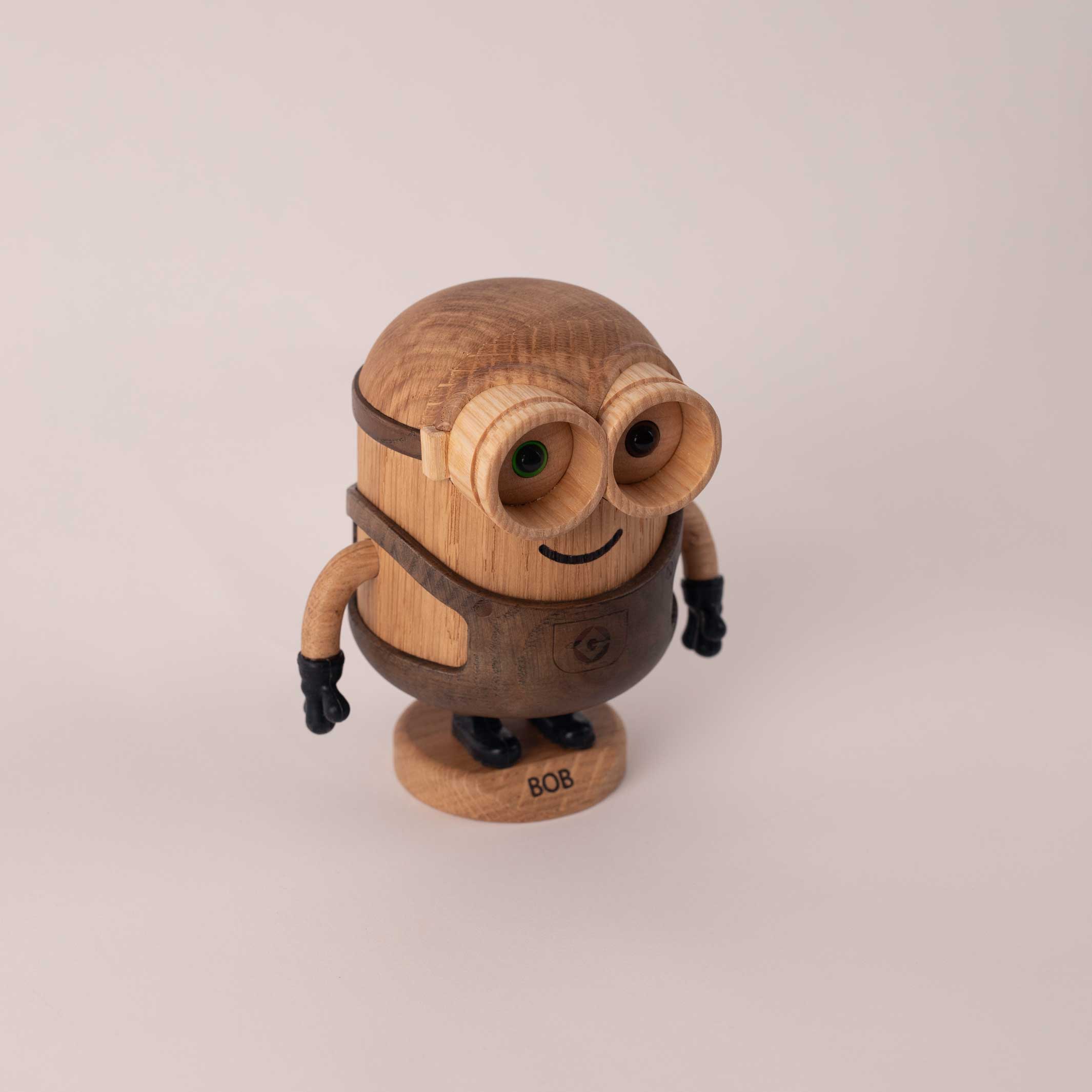Wooden Figure Bob Large – Oak · 17.5 cm | boyhood × Minions