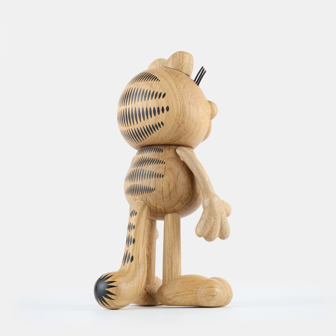 GARFIELD Small - Small wooden figure - Oak 14 cm high - Jakob Burgsø | boyhood
