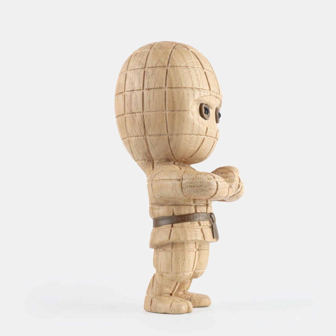 TERNET NINJA Small - Kleine Holzfigur - Eiche 15 cm hoch | Jakob Burgsø | boyhood