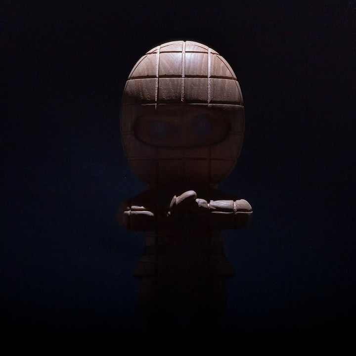 TERNET NINJA Large - Grosse Holzfigur - Eiche 24 cm hoch | Jakob Burgsø | boyhood