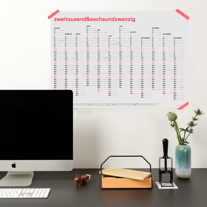 zweitausend&sechsundzwanzig - JAHRES-WANDKALENDER 2026 - Neon-Korall Schwarz Gold - A1 84×59 cm | rikiki