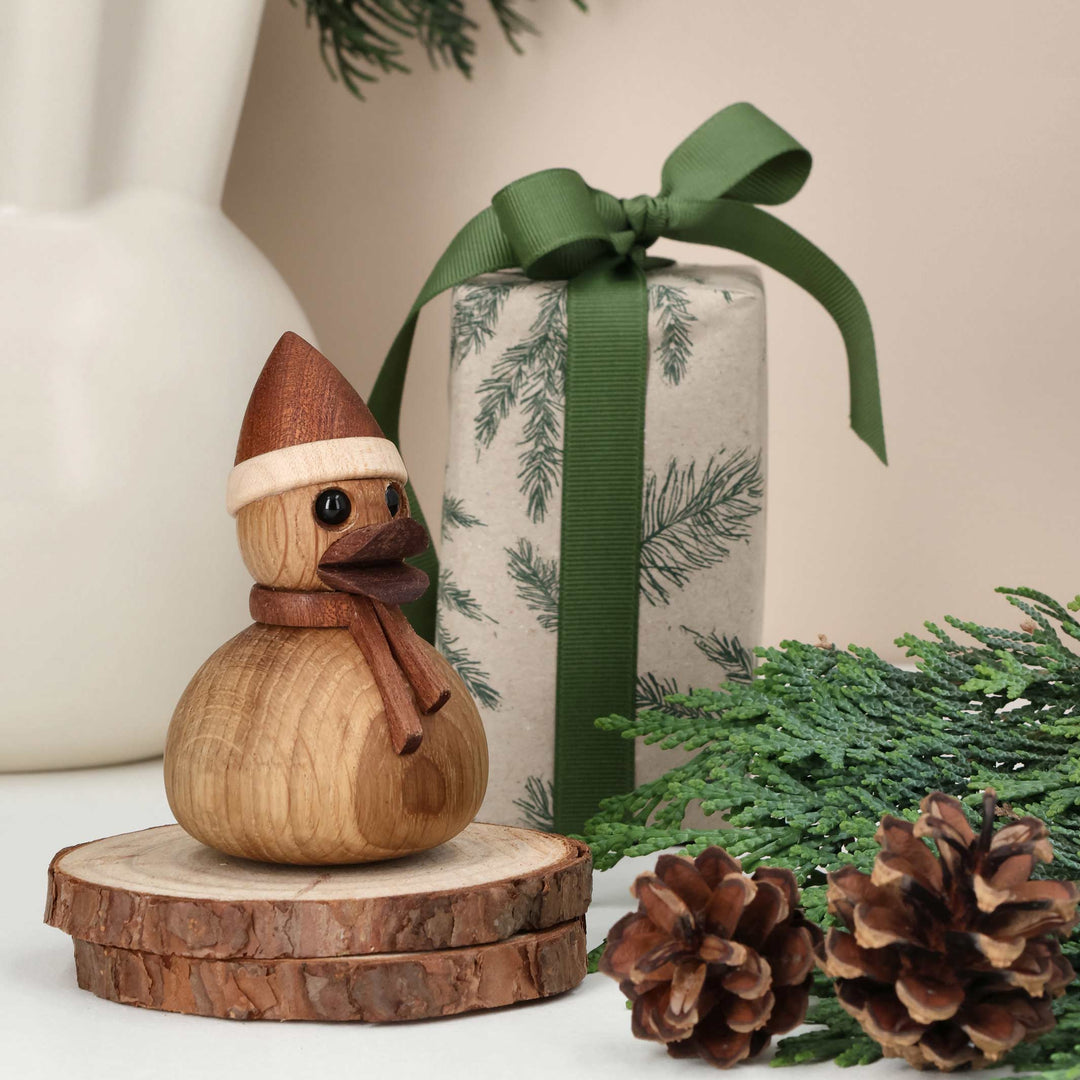 DUCKIE - Holz-Weihnachtsdeko-Entchen - Stehaufmännchen 9 cm hoch | Thor Høy | Spring Copenhagen