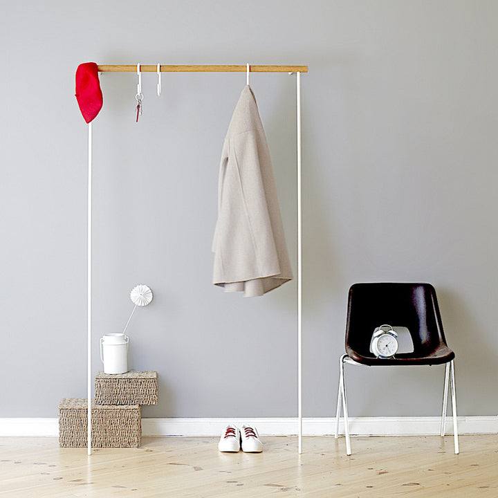 LEANON II - Garderobe zu Anlehnen | roomsafari