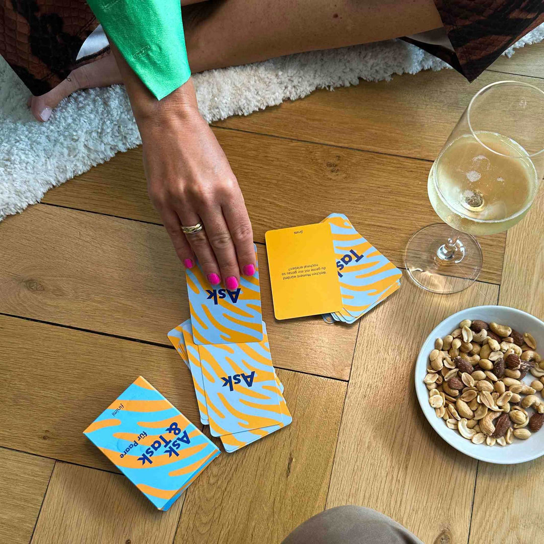 Kartenset "Ask & Task" für Paare – 53 Karten | Finimi