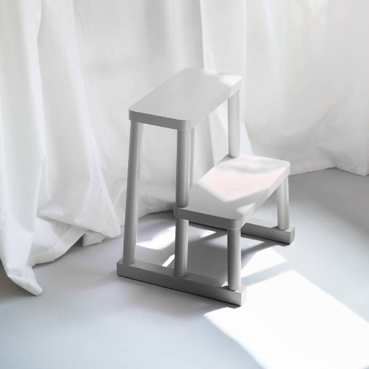 ADHOC - Tritthocker - massive Esche | Edition 33