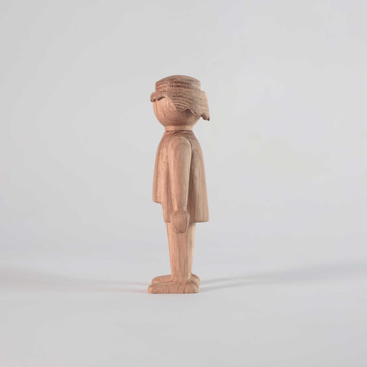 PLAYMOBIL Man Small - Holzfigur - Eiche 17 cm hoch | Jakob Burgsø | boyhood