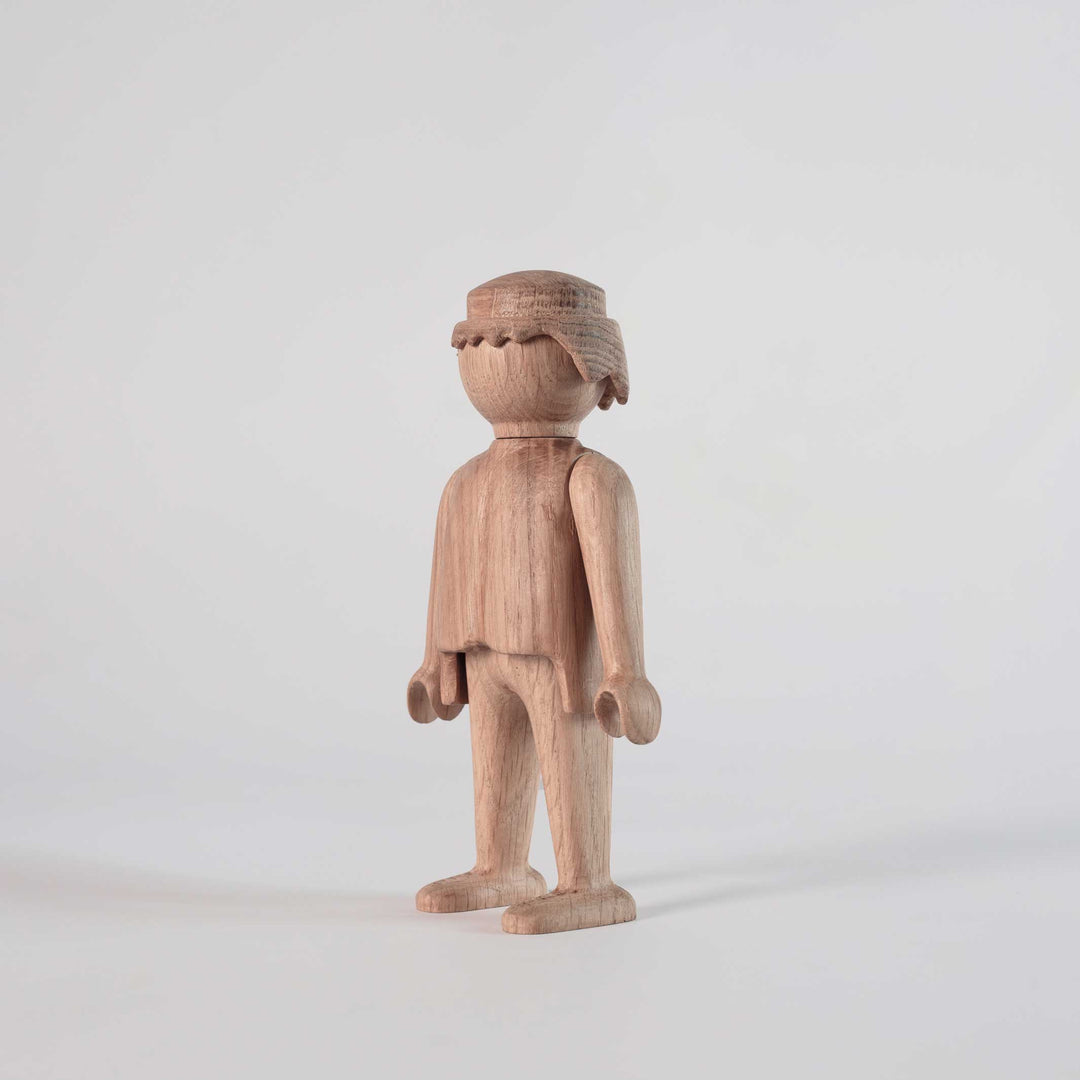 PLAYMOBIL Man Small - Holzfigur - Eiche 17 cm hoch | Jakob Burgsø | boyhood