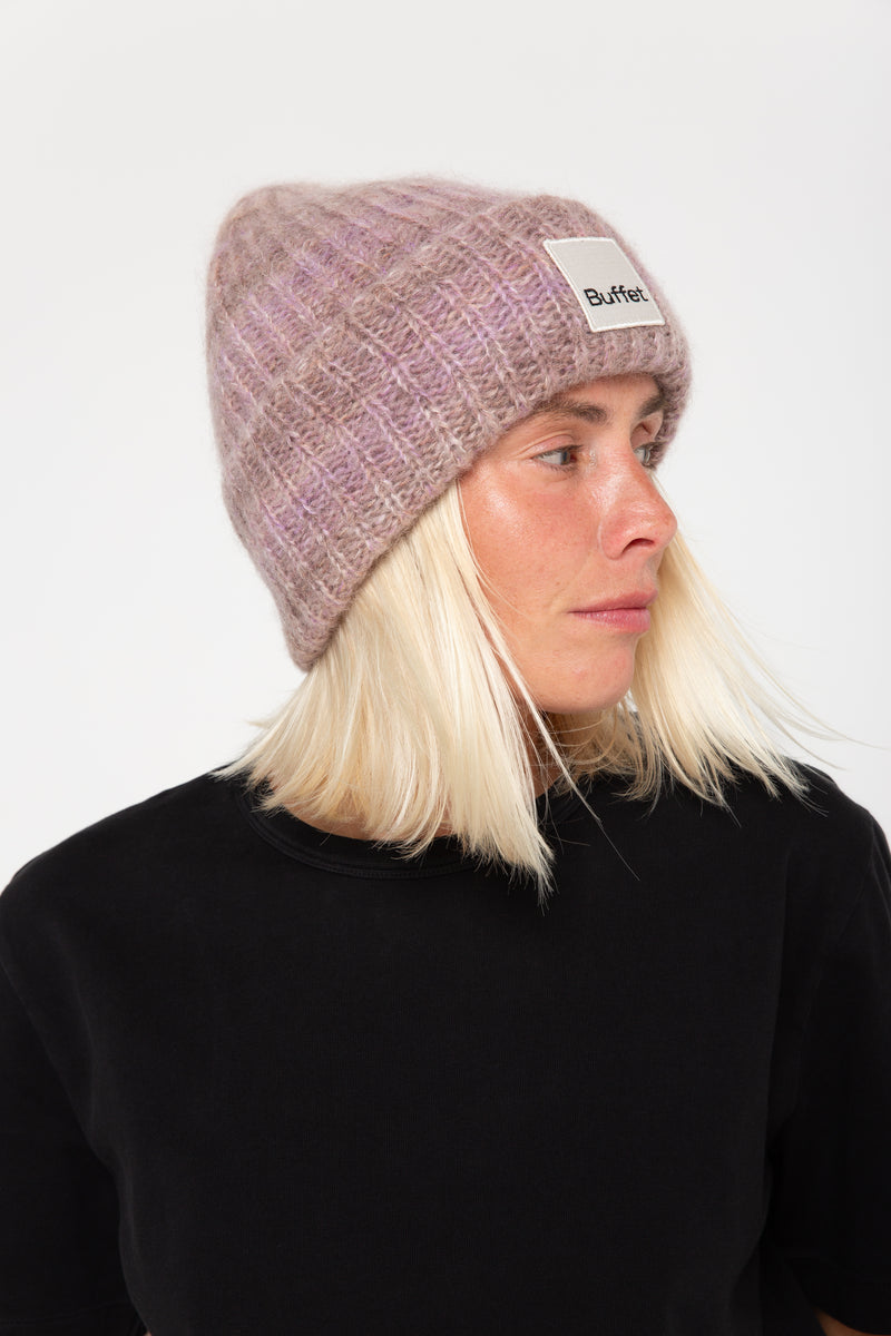 Buffet_Chunky_mohair_beanie_multicol mit frau