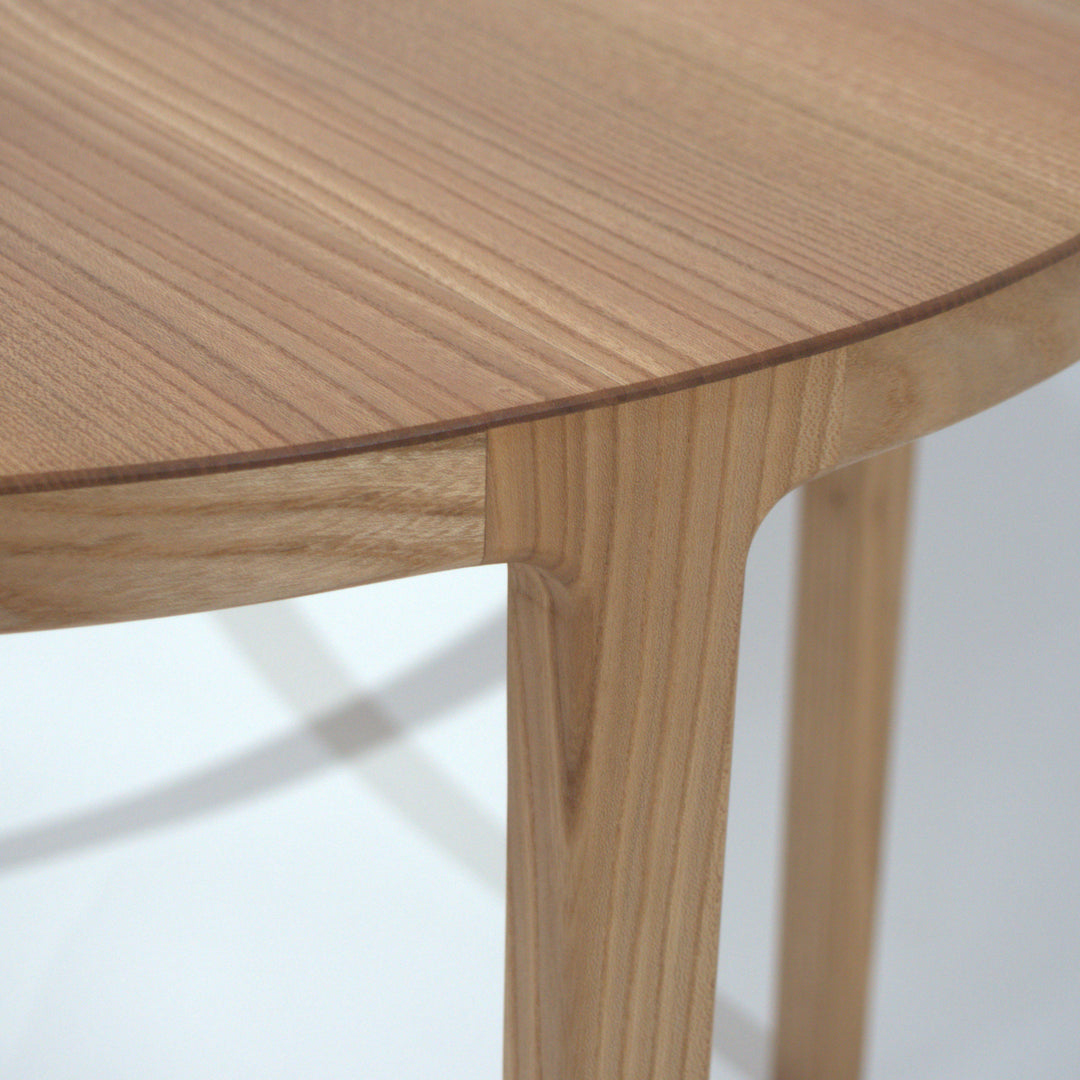 LOHMEYER - Couchtisch aus Ulmenholz - Ø 60cm | Hartholzdesign