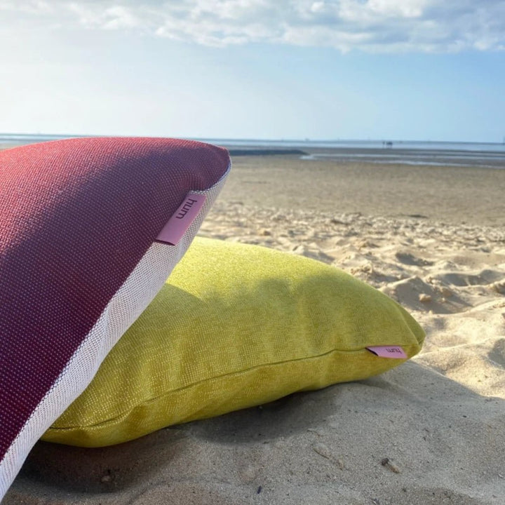 MERLOT & CHALK - outdoor cushion - two-colored | hum