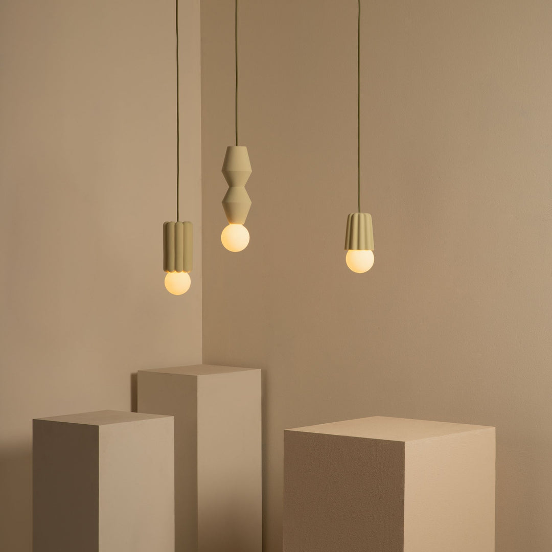 STUCCO NO.2 - Hängeleuchte aus Keramik | Schneid Studio