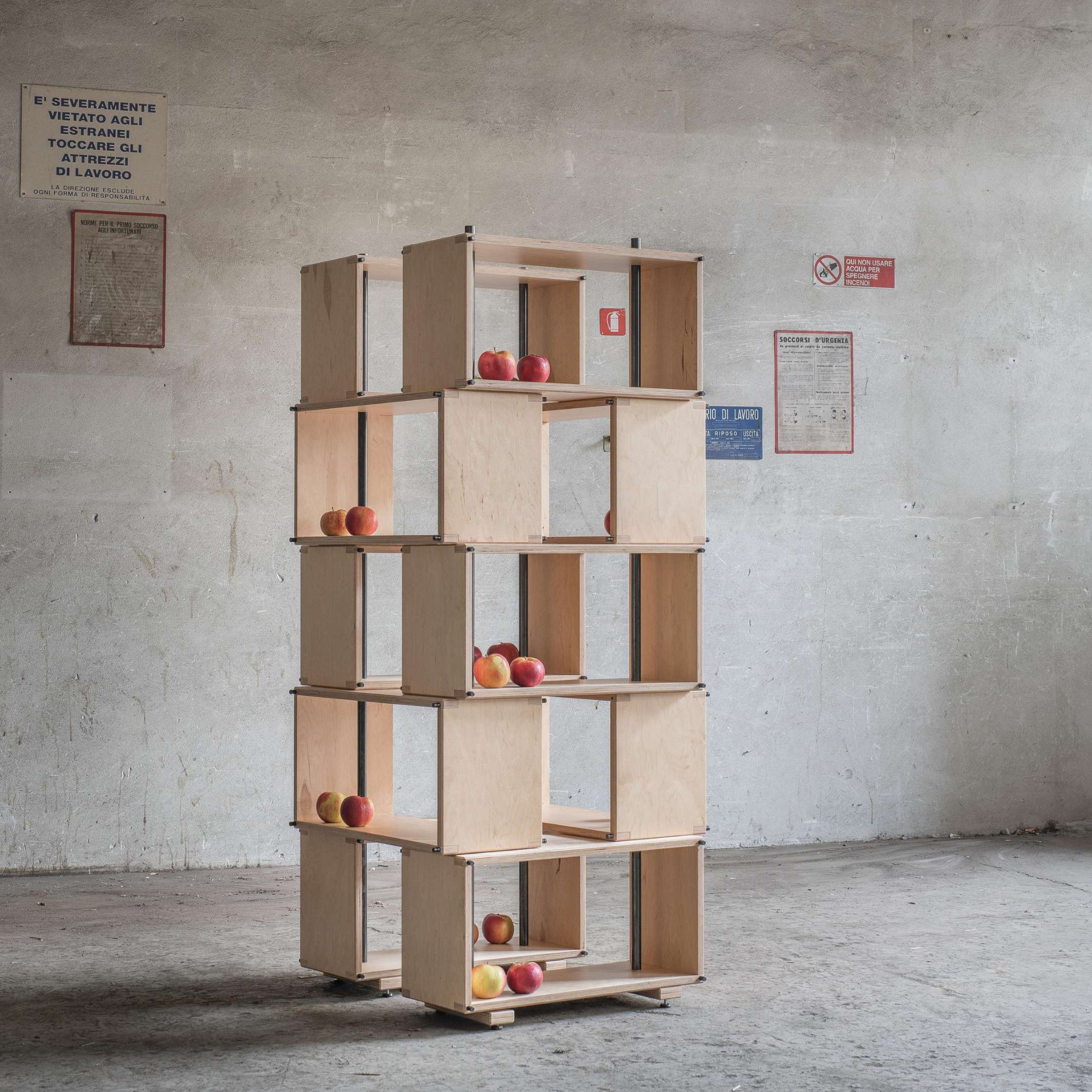 美品！INFINITE TREE JOHANNES MOLIN AREAWARE INFINITE TREE - Wooden X-Mas Tree | Johannes Molin | Areaware