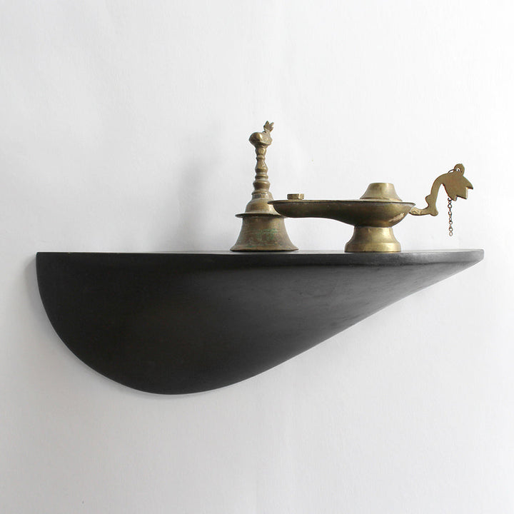 CONCRETE - wall shelf | Formpoet