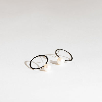 Ohrschmuck '360° mit Perle'