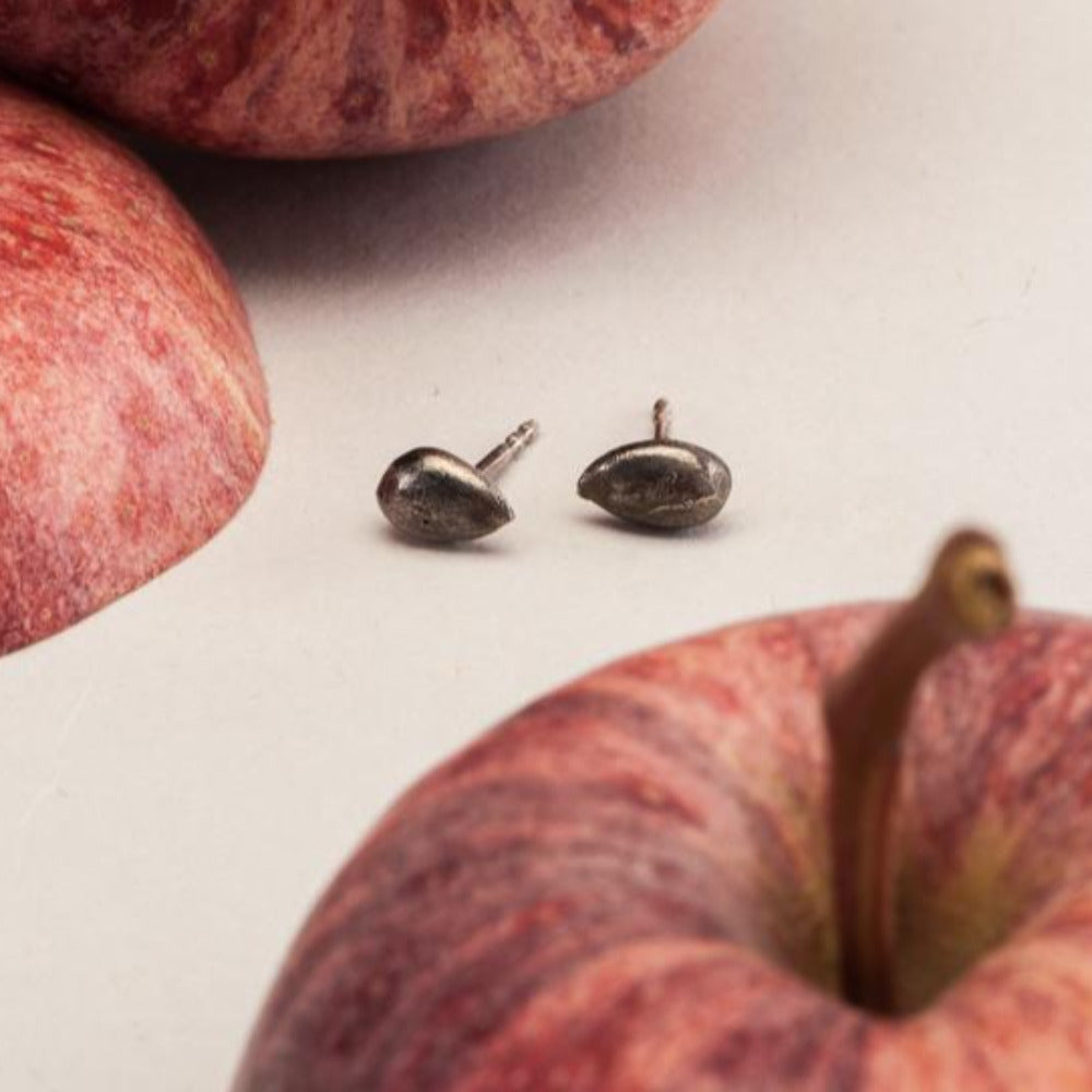 Ohrstecker 'Apfelkern'