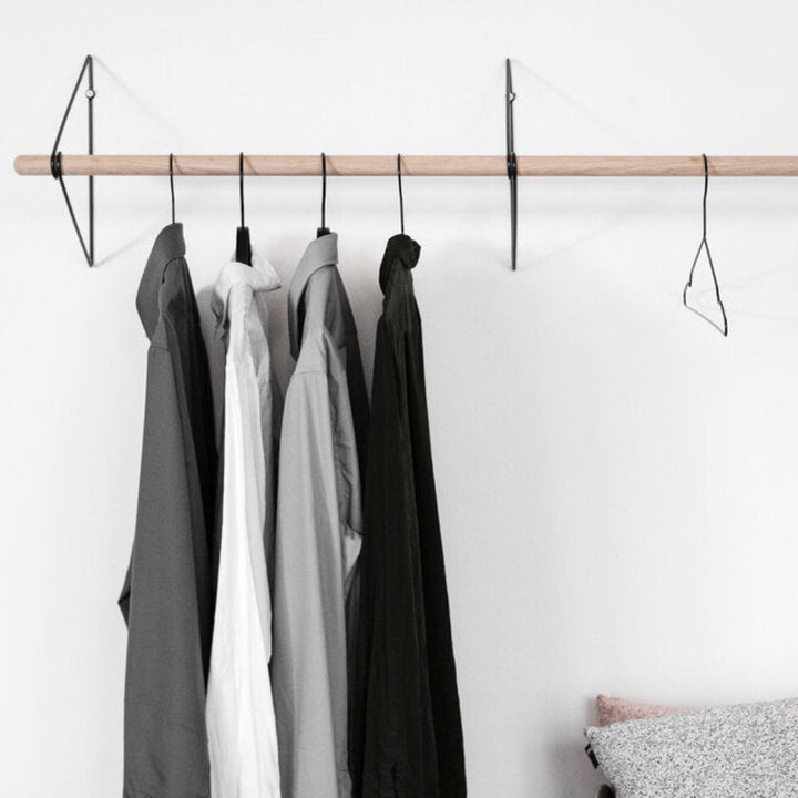 Garderobe - SPRING COATRACK mit 3 Wandhalterungen | Result Objects