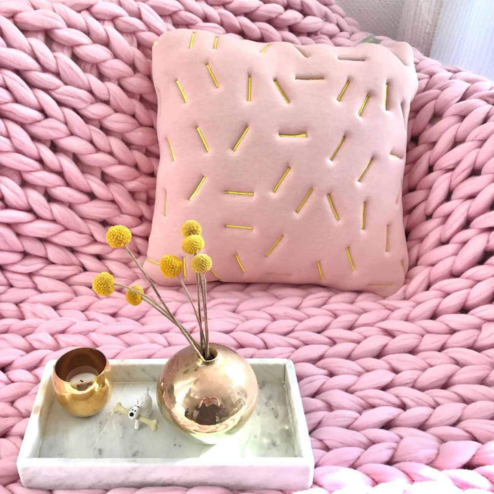 Wolldecke 'Cosima Chunky Knit Babypink'