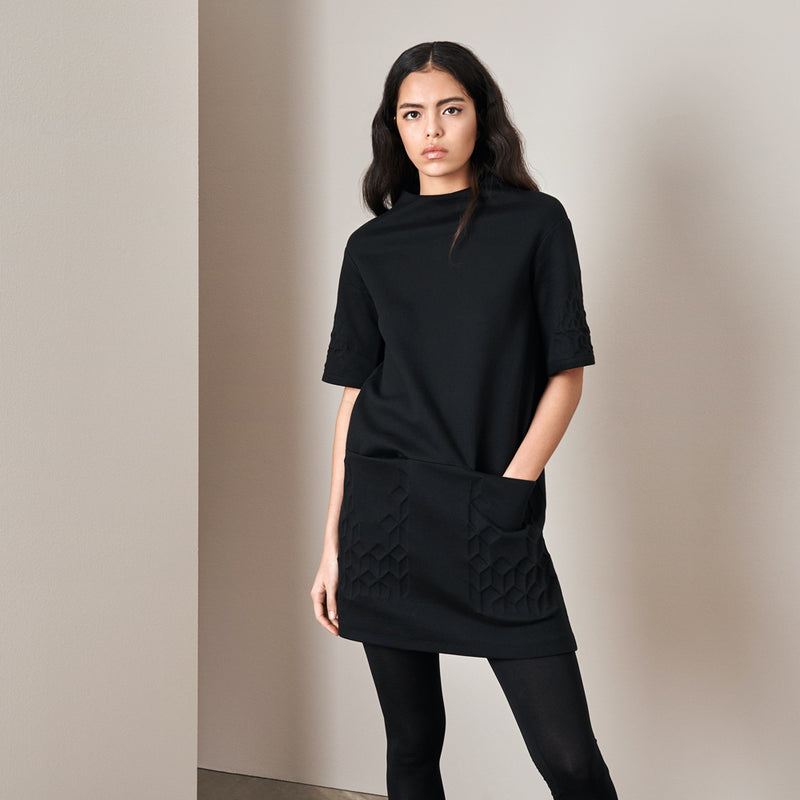 Kleid &